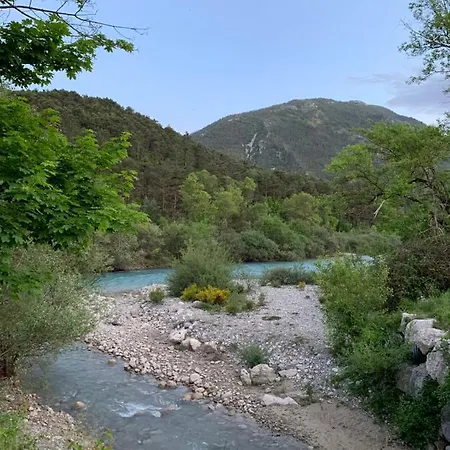 Le Long Du Verdon 3*
