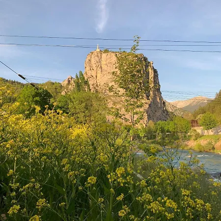 Le Long Du Verdon 招待所 3*