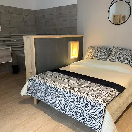 Gasthuis Le Long Du Verdon 3*